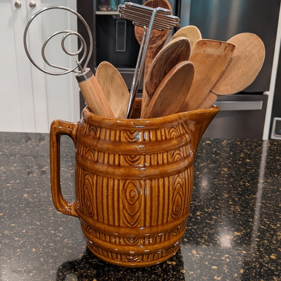 Barrel potter pitcher